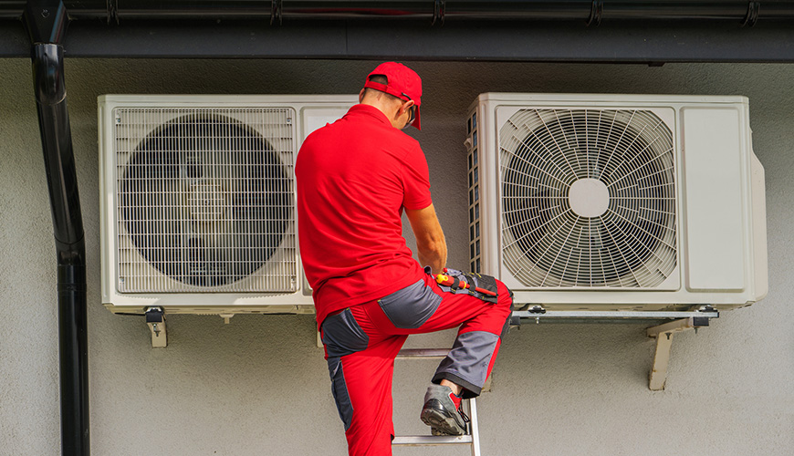 heat pump installation and repair man